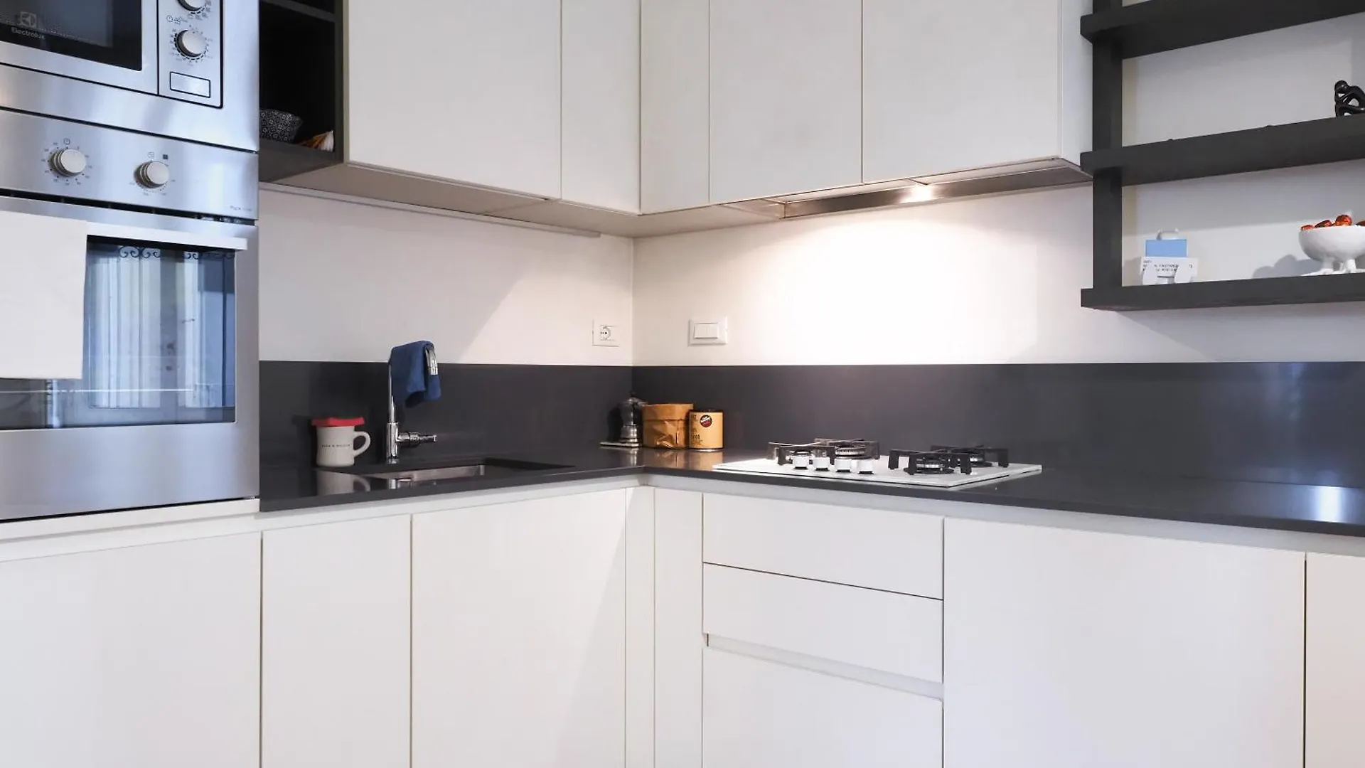 Appartamento Primopiano - Ugo Bassi Milano Italia